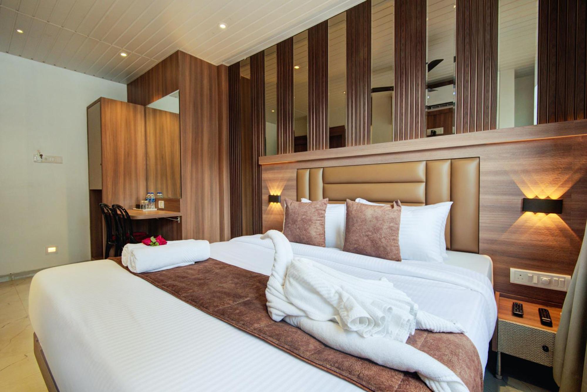 Hotel Galaxy Inn Navi Mumbai Eksteriør bilde