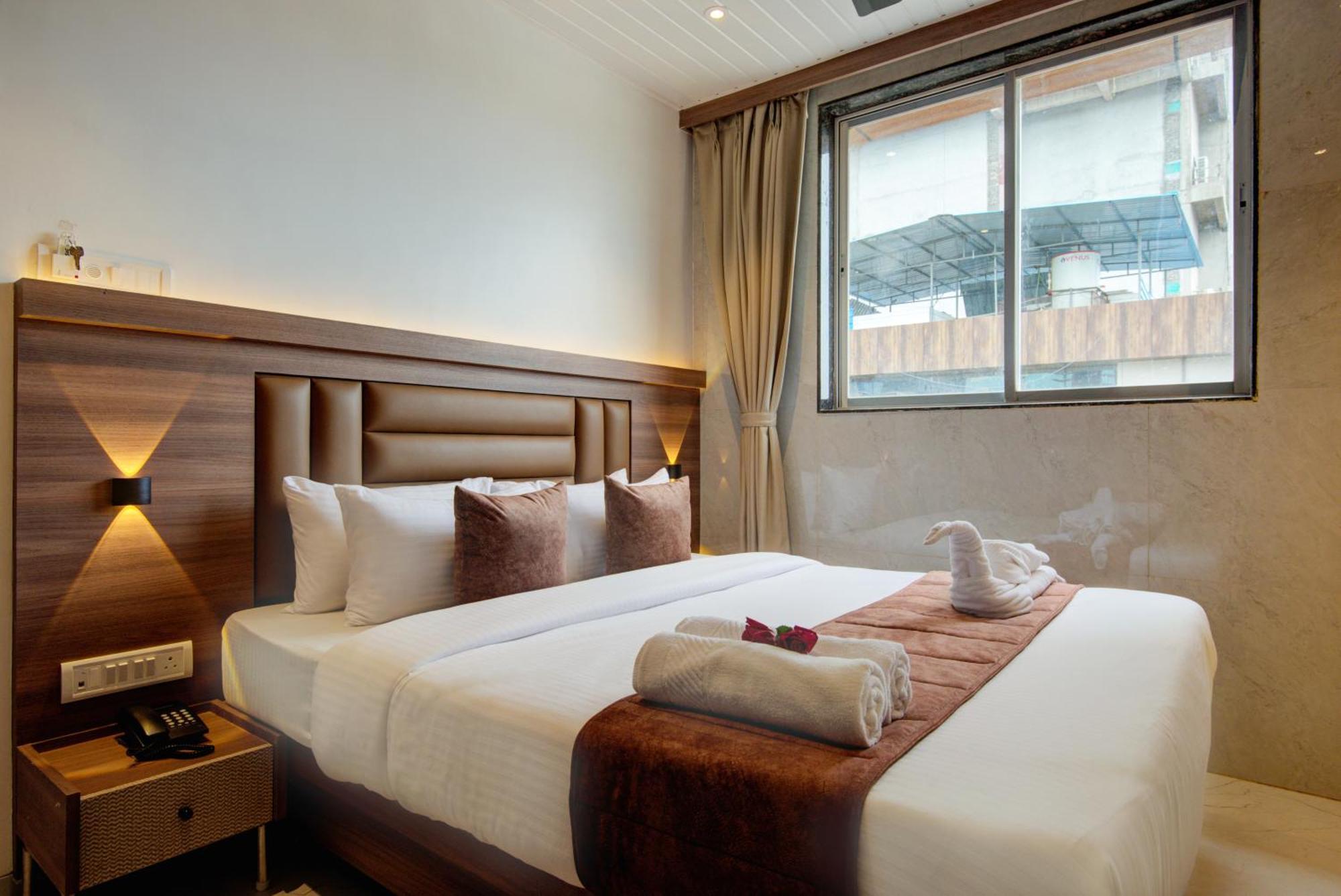 Hotel Galaxy Inn Navi Mumbai Eksteriør bilde