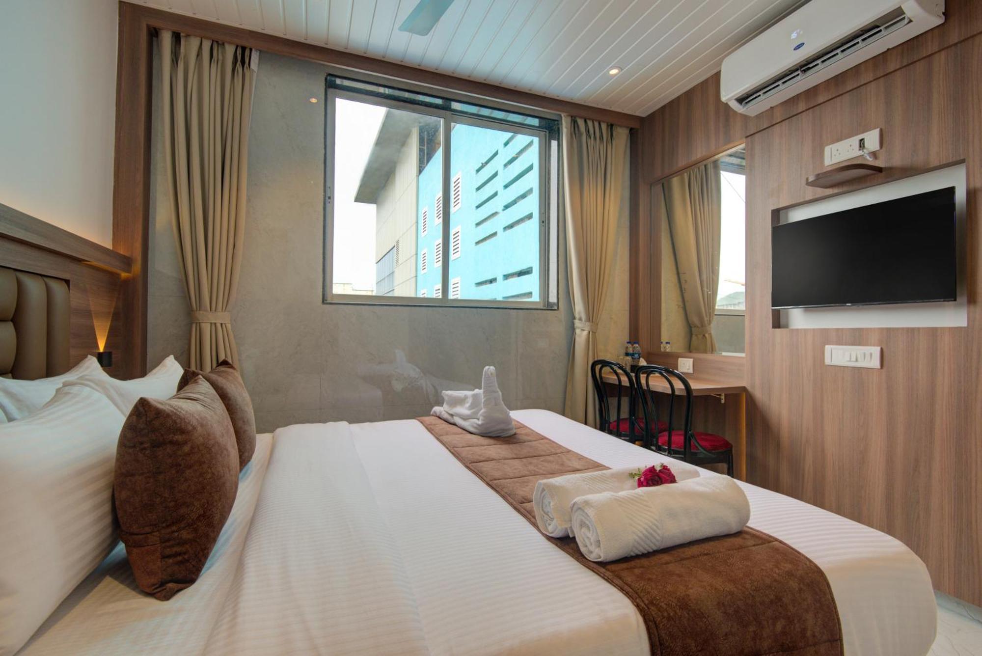 Hotel Galaxy Inn Navi Mumbai Eksteriør bilde